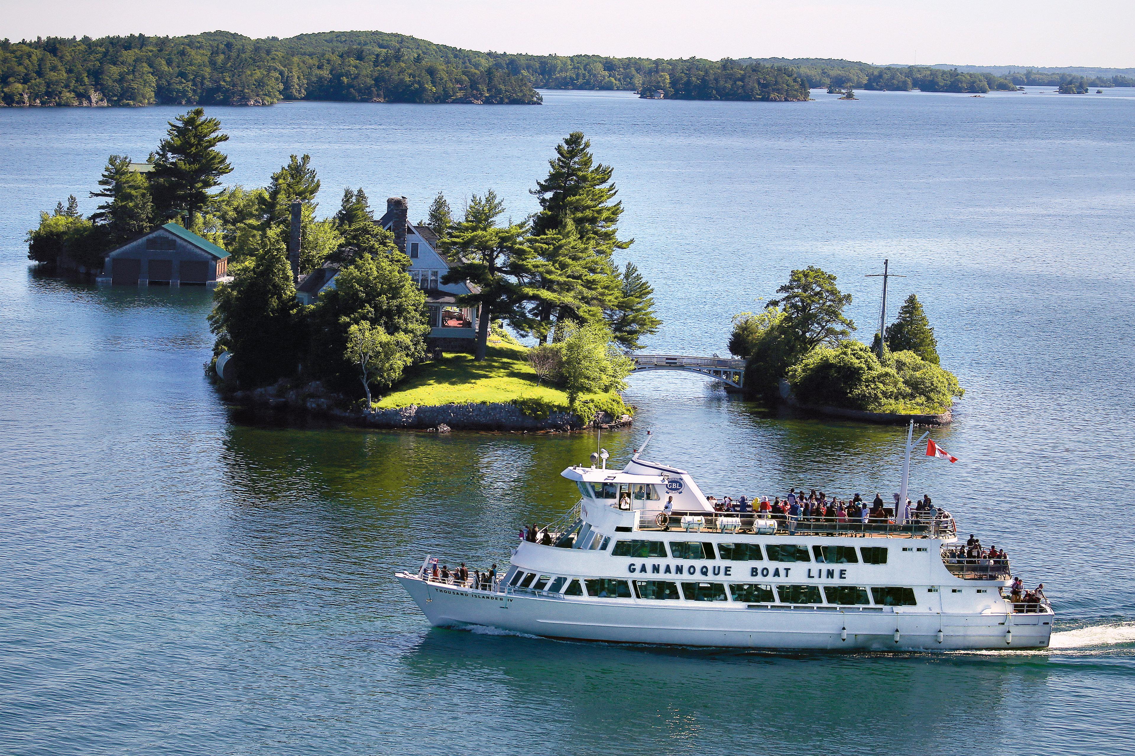 Holiday Inn Express Hotel & Suites 1000 Islands - Gananoque By Ihg Exterior photo
