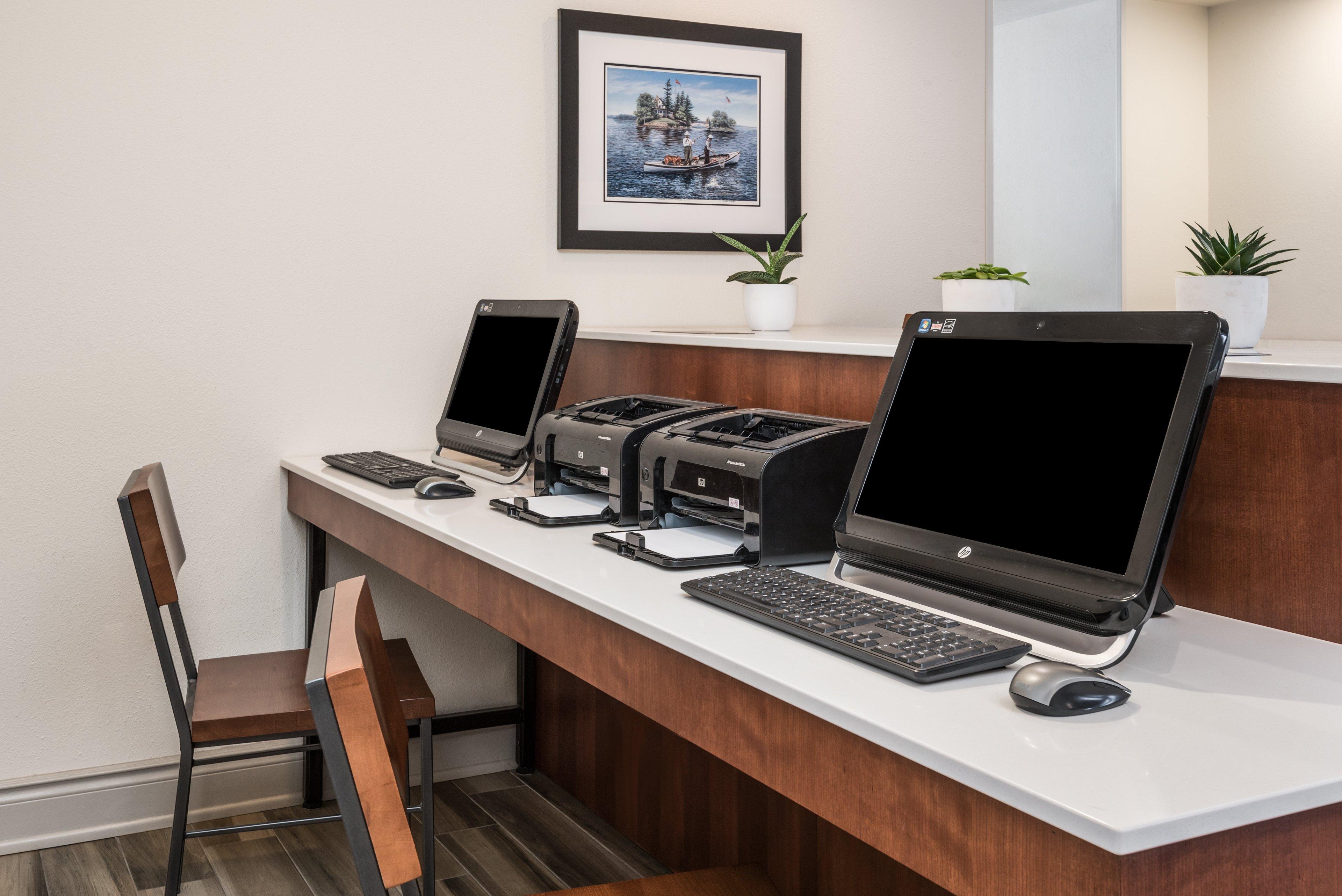 Holiday Inn Express Hotel & Suites 1000 Islands - Gananoque By Ihg Exterior photo